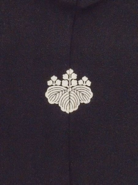 Photo3: N0312J Vintage Japanese women   Black MONTSUKI crests / Silk.    (Grade B) (3)