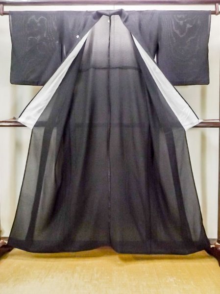 Photo2: N0313A Vintage Japanese women   Black MONTSUKI crests / Synthetic.    (Grade C) (2)