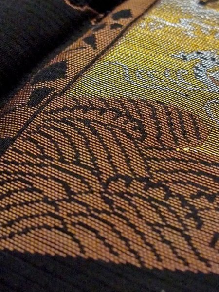 Photo10: N0321F Vintage Japanese women   Black MICHIYUKI outer coat / Silk. Pine tree/branch/needle,   (Grade C) (10)