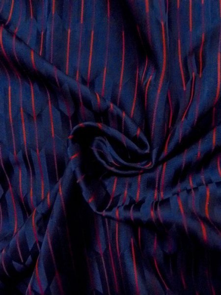 Photo10: N0321P Vintage Japanese women   Indigo Blue MICHIYUKI outer coat / Silk.  Arrow Feather pattern  (Grade B) (10)