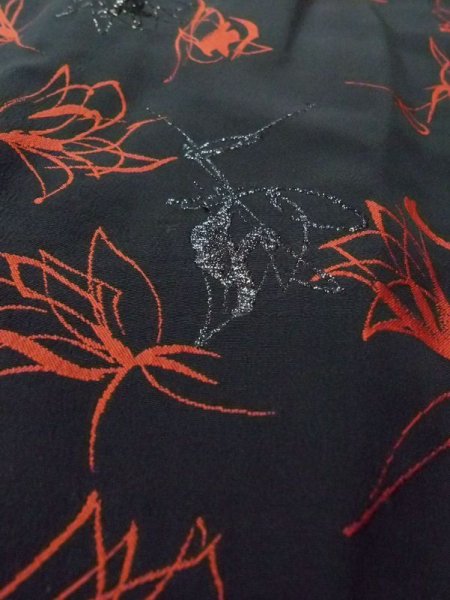 Photo10: N0329Q Vintage Japanese women   Black MICHIYUKI outer coat / Silk. Flower   (Grade B) (10)