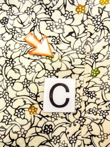 Photo16: N0409S Vintage Japanese women   Ivory KOMON dyed / Silk. Flower,   (Grade B) (16)