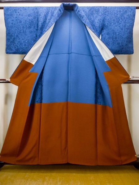 Photo2: Mint N0409W Used Japanese women Pale Dark Indigo Blue KOMON dyed / Silk. Peony,   (Grade A) (2)