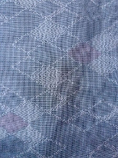 Photo4: N0430S Vintage Japanese women  Grayish Blue OSHIMA-TSUMUGI / Silk. Lozenges   (Grade C) (4)