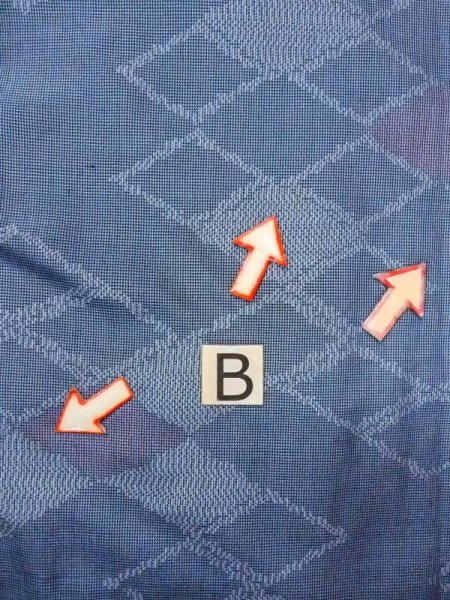 Photo15: N0430S Vintage Japanese women  Grayish Blue OSHIMA-TSUMUGI / Silk. Lozenges   (Grade C) (15)