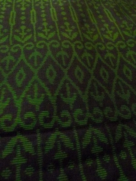 Photo9: N0430V Vintage Japanese women   Black OSHIMA-TSUMUGI / Silk. Chinese flower,   (Grade B) (9)