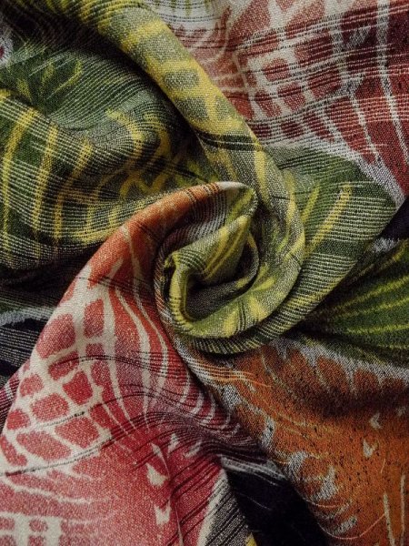 Photo12: N0509C Antique Japanese women   Black HAORI short jacket / Silk. Pine tree/branch/needle   (Grade C) (12)