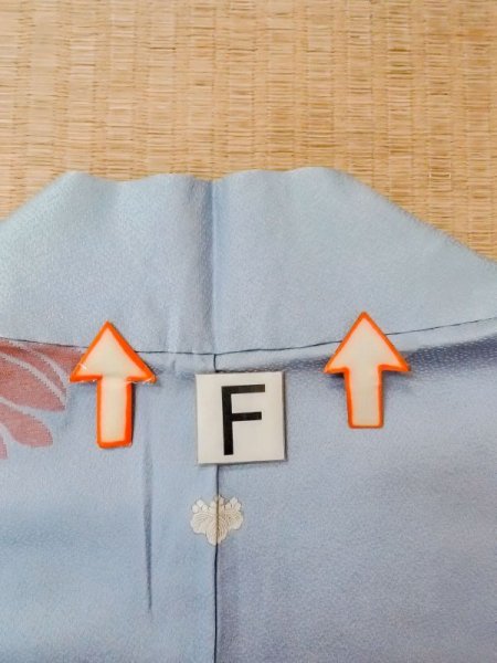 Photo21: N0509I Antique Japanese women  Pale Light Blue HAORI short jacket / Silk. Flower,   (Grade C) (21)