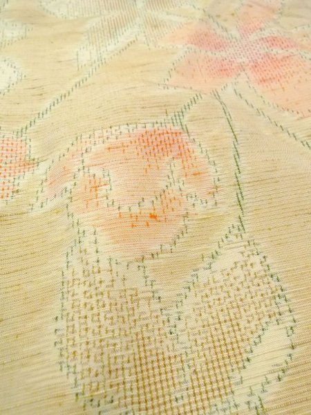 Photo10: Mint N0509U Vintage Japanese women   Beige TSUMUGI pongee / Silk. Flower   (Grade A) (10)