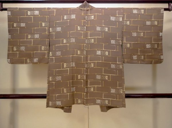 Photo2: N0529N Vintage Japanese women   Brown HAORI short jacket / Silk. Dot,   (Grade B) (2)