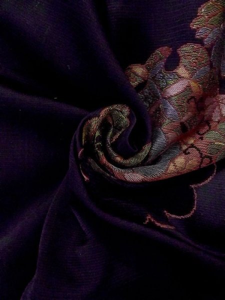 Photo11: N0530C Antique Japanese women   Black MICHIYUKI outer coat / Silk. Chrysanthemum,   (Grade C) (11)