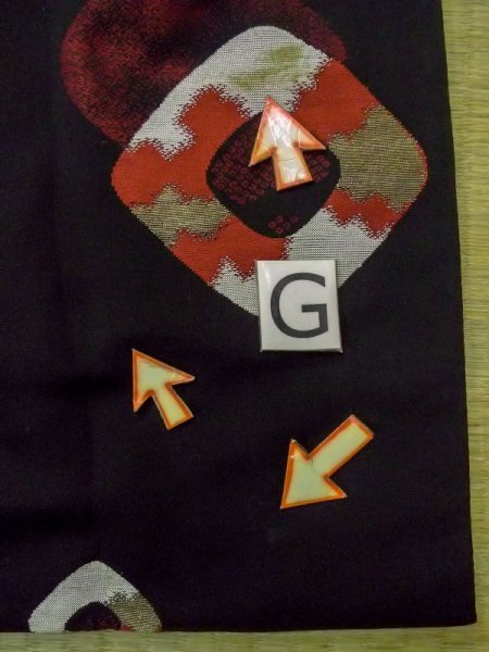 Photo20: N0530D Antique Japanese women   Black MICHIYUKI outer coat / Silk. Dapple pattern,   (Grade C) (20)