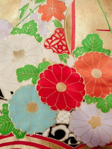 Photo24: N0605E Used Japanese women   Gold UCHIKAKE Wedding / Silk. SAKURA cherry blossom,   (Grade D) (24)