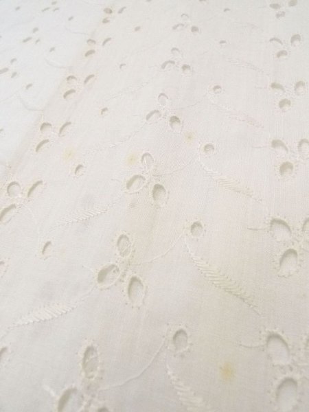 Photo8: N0611G Vintage Japanese women   White JUBAN undergarment / Cotton. Flower, Lace fabric  (Grade C) (8)