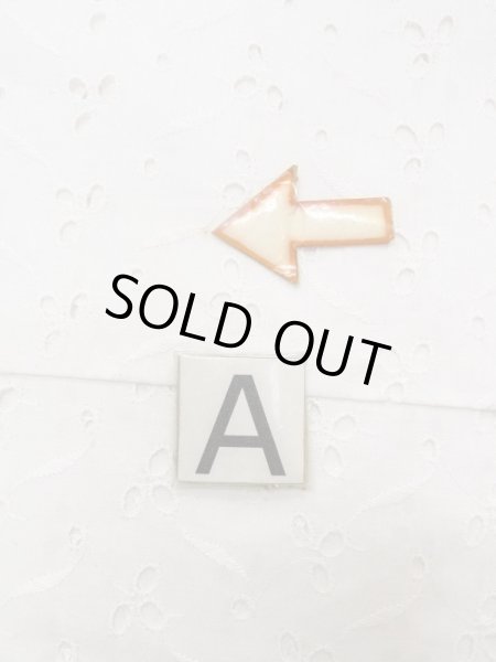 Photo14: N0611G Vintage Japanese women   White JUBAN undergarment / Cotton. Flower, Lace fabric  (Grade C) (14)