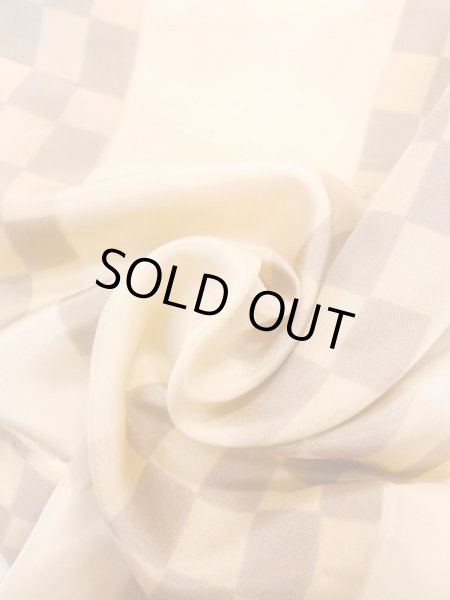 Photo11: N0611M Vintage Japanese women   Beige JUBAN undergarment / Silk. Quadrangle There is an impression of use.  (Grade C) (11)