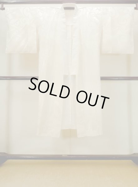 Photo1: N0612C Vintage Japanese women  Shiny Ivory JUBAN undergarment / Silk. Arabesque vine,   (Grade D) (1)