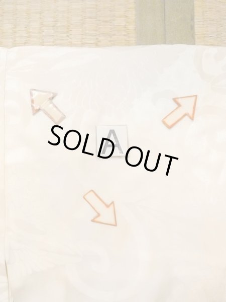 Photo14: N0612C Vintage Japanese women  Shiny Ivory JUBAN undergarment / Silk. Arabesque vine,   (Grade D) (14)