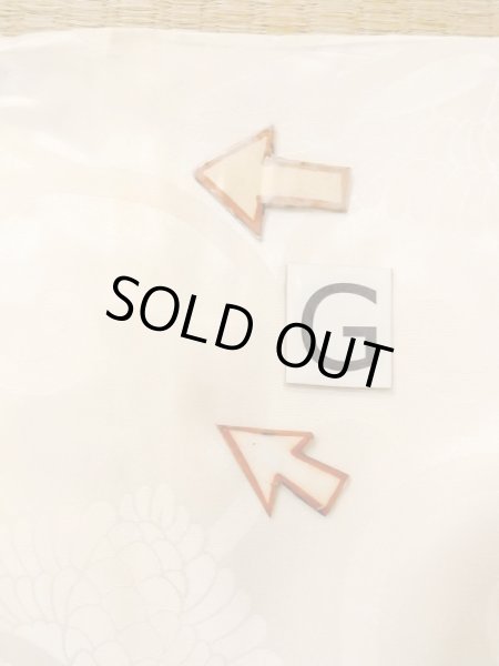 Photo20: N0612C Vintage Japanese women  Shiny Ivory JUBAN undergarment / Silk. Arabesque vine,   (Grade D) (20)