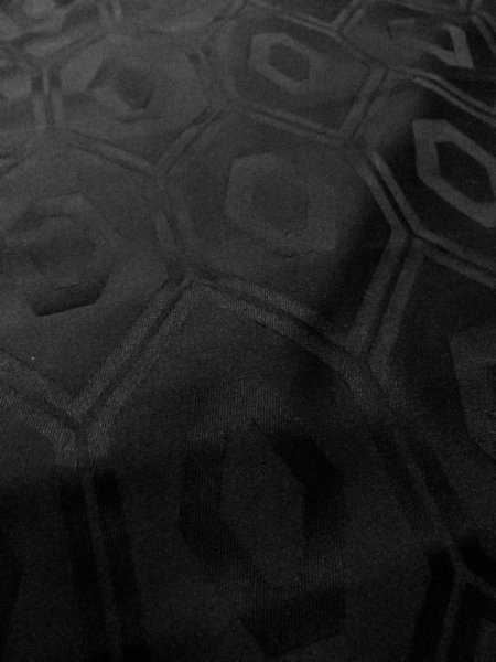 Photo8: Mint N0624C Vintage Japanese Kimono   Black Cutting cloth Tortoise-shell pattern(Hexagonal pattern) Silk. (Grade A) (8)