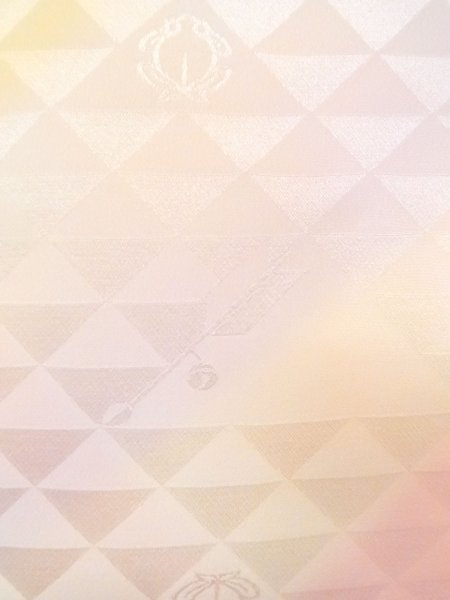 Photo3: N0624N Vintage Japanese Kimono  Shiny Multi Color Cutting cloth Triangle Silk. (Grade A) (3)