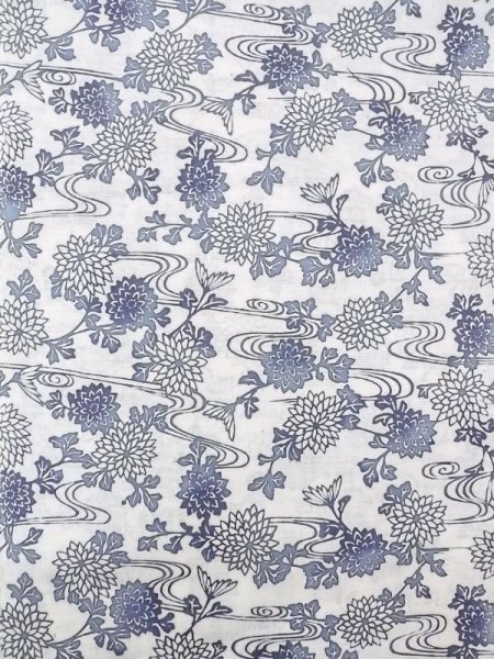 Photo3: N0624P Vintage Japanese Kimono   White Cutting cloth Chrysanthemum Linen. (Grade C) (3)