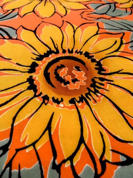 Photo8: N0624R Vintage Japanese Kimono   Orange Cutting cloth Flower Cotton. (Grade B) (8)