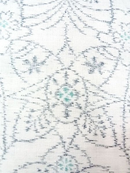 Photo5: N0624U Vintage Japanese Kimono   White Cutting cloth Butterfly Wool. (Grade B) (5)