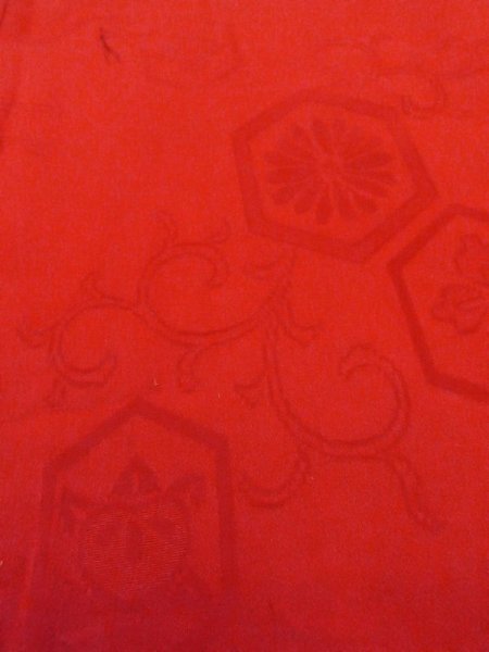 Photo6: N0629E Antique Japanese women   Red Kids/Girls / Silk.  Base woven pattern: Tortoise-shell pattern(Hexagonal pattern)  (Grade C) (6)