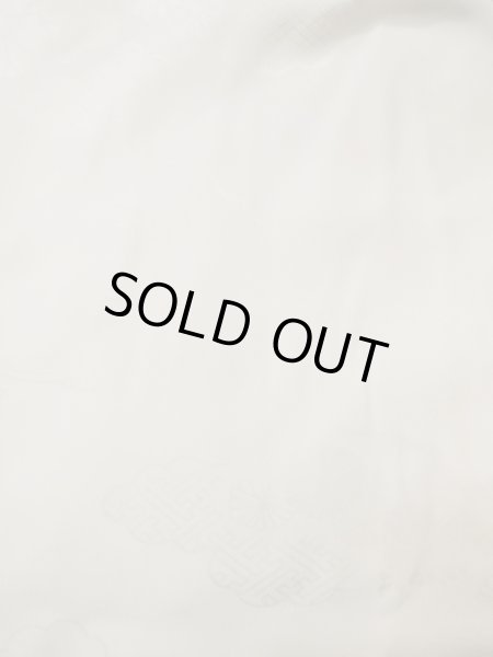 Photo3: N0629K Vintage Japanese women   Off White JUBAN undergarment / Silk.  Base woven pattern: Wave, Gap in a cloud, Greek key fret, Lozenges, Dapple pattern  (Grade B) (3)