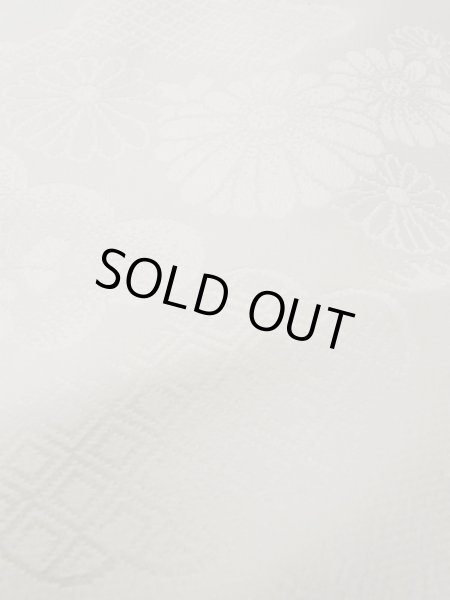 Photo10: N0629K Vintage Japanese women   Off White JUBAN undergarment / Silk.  Base woven pattern: Wave, Gap in a cloud, Greek key fret, Lozenges, Dapple pattern  (Grade B) (10)