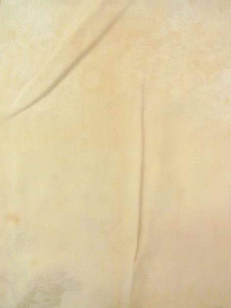 Photo3: N0629U Vintage Japanese women   Beige JUBAN undergarment / Silk.  Based woven pattern: Cloud  (Grade D) (3)