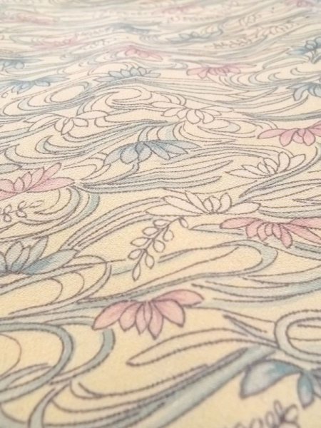 Photo9: N0717A Vintage Japanese women   Ivory HAORI short jacket / Silk. Chrysanthemum,   (Grade B) (9)