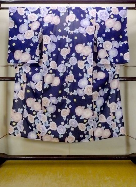Photo1: N0717F Used Japanese women   Navy Blue YUKATA summer(made in Other than Japan) / Cotton. Flower, Morning groly pattern  (Grade D) (1)