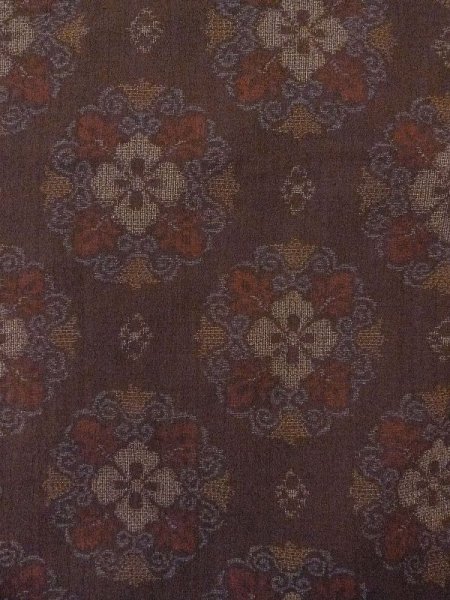 Photo4: Mint N0717M Vintage Japanese women   Brown TSUMUGI pongee / Silk. Chinese flower, There are stains all over.  (Grade A) (4)