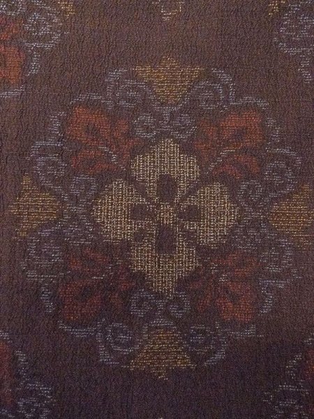 Photo5: Mint N0717M Vintage Japanese women   Brown TSUMUGI pongee / Silk. Chinese flower, There are stains all over.  (Grade A) (5)