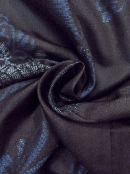 Photo12: N0717O Antique Japanese women  Pale Black TSUMUGI pongee / Silk. Flower,   (Grade B) (12)