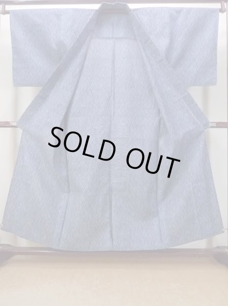 Photo3: N0731A Vintage Japanese kimono  Grayish Light Blue Men's Yukata for Men / Cotton. Abstract pattern   (Grade D) (3)