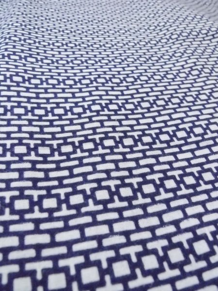 Photo10: N0731B Vintage Japanese kimono   Indigo Blue Men's Yukata for Men / Cotton. Quadrangle,   (Grade C) (10)