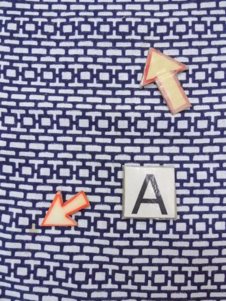 Photo14: N0731B Vintage Japanese kimono   Indigo Blue Men's Yukata for Men / Cotton. Quadrangle,   (Grade C) (14)