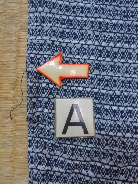 Photo14: N0731C Vintage Japanese kimono   Gray Men's Yukata for Men / Cotton. Lozenges,   (Grade C) (14)