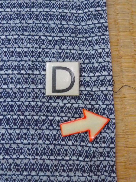 Photo17: N0731C Vintage Japanese kimono   Gray Men's Yukata for Men / Cotton. Lozenges,   (Grade C) (17)