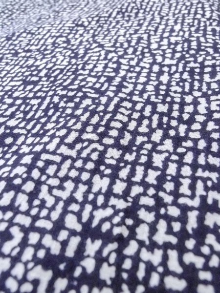 Photo8: N0731I Vintage Japanese kimono   Indigo Blue Men's Yukata for Men / Cotton. Abstract pattern   (Grade D) (8)