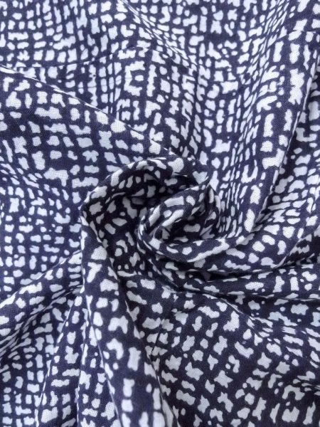 Photo11: N0731I Vintage Japanese kimono   Indigo Blue Men's Yukata for Men / Cotton. Abstract pattern   (Grade D) (11)