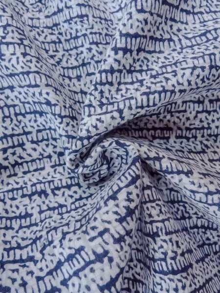 Photo12: N0731L Vintage Japanese kimono   Indigo Blue Men's Yukata for Men / Cotton. Abstract pattern Stains/Soils all over.  (Grade C) (12)