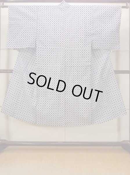 Photo1: N0731Y Vintage Japanese kimono   Indigo Blue Men's Yukata for Men / Cotton. Geometrical pattern   (Grade D) (1)