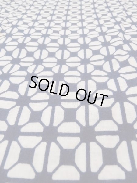 Photo9: N0731Y Vintage Japanese kimono   Indigo Blue Men's Yukata for Men / Cotton. Geometrical pattern   (Grade D) (9)