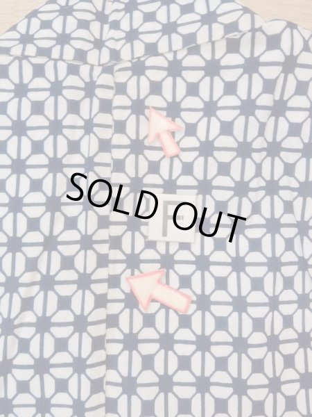 Photo19: N0731Y Vintage Japanese kimono   Indigo Blue Men's Yukata for Men / Cotton. Geometrical pattern   (Grade D) (19)