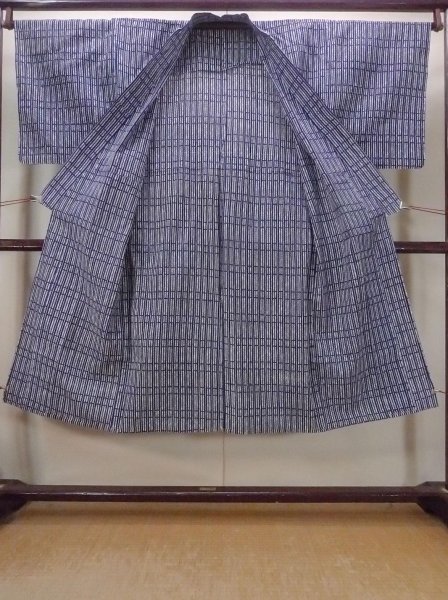 Photo2: N0732C Vintage Japanese kimono   Gray Men's Yukata for men / Cotton. Quadrangle,   (Grade B) (2)