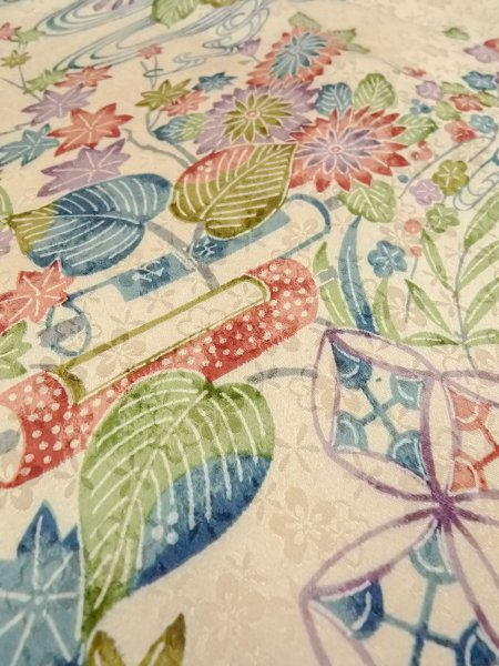 Photo8: N0814P Vintage Japanese women   Ivory KOMON dyed / Silk. Chrysanthemum,   (Grade C) (8)